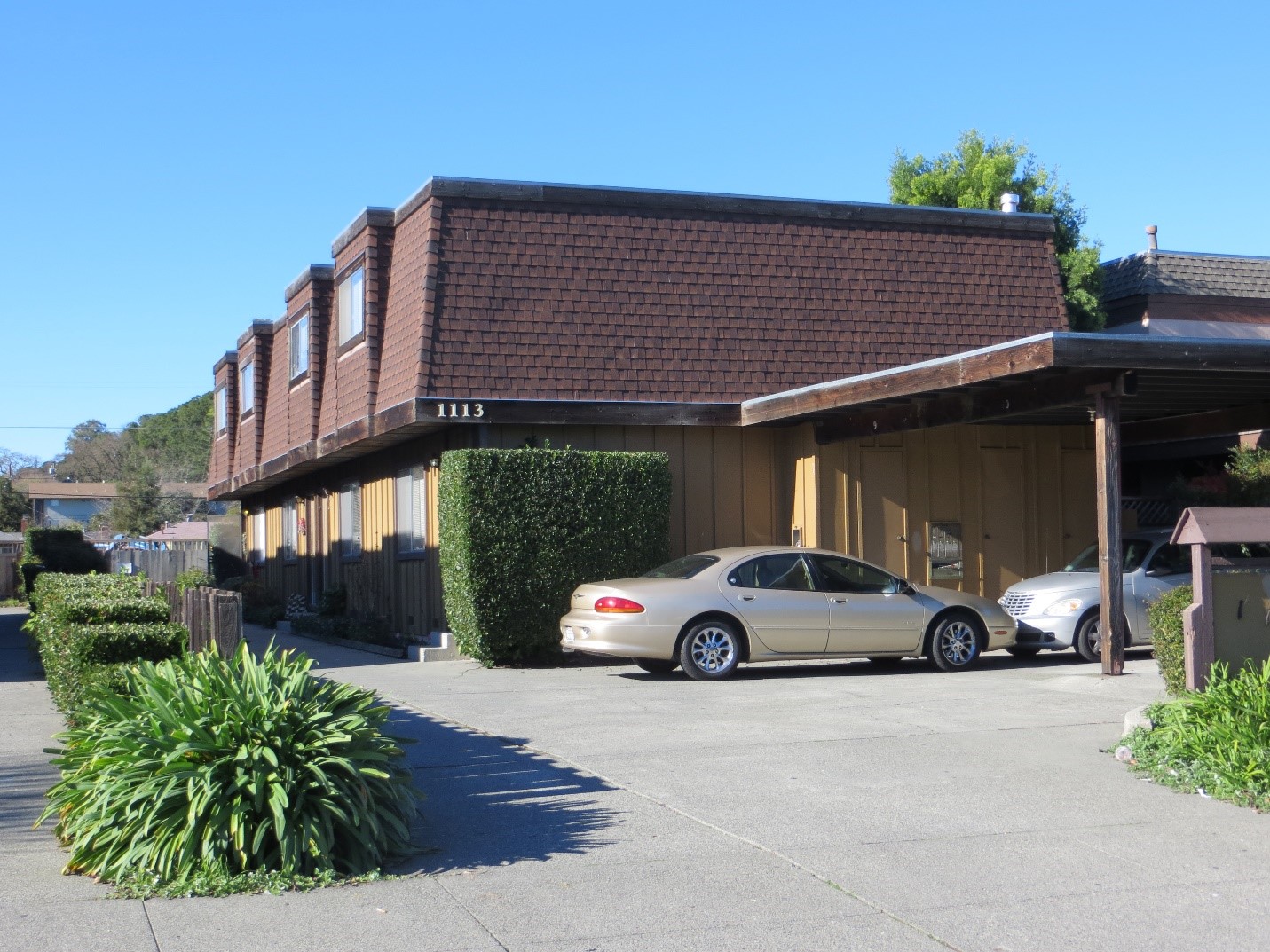 photo of building in the Northwest Quad Neighborhood